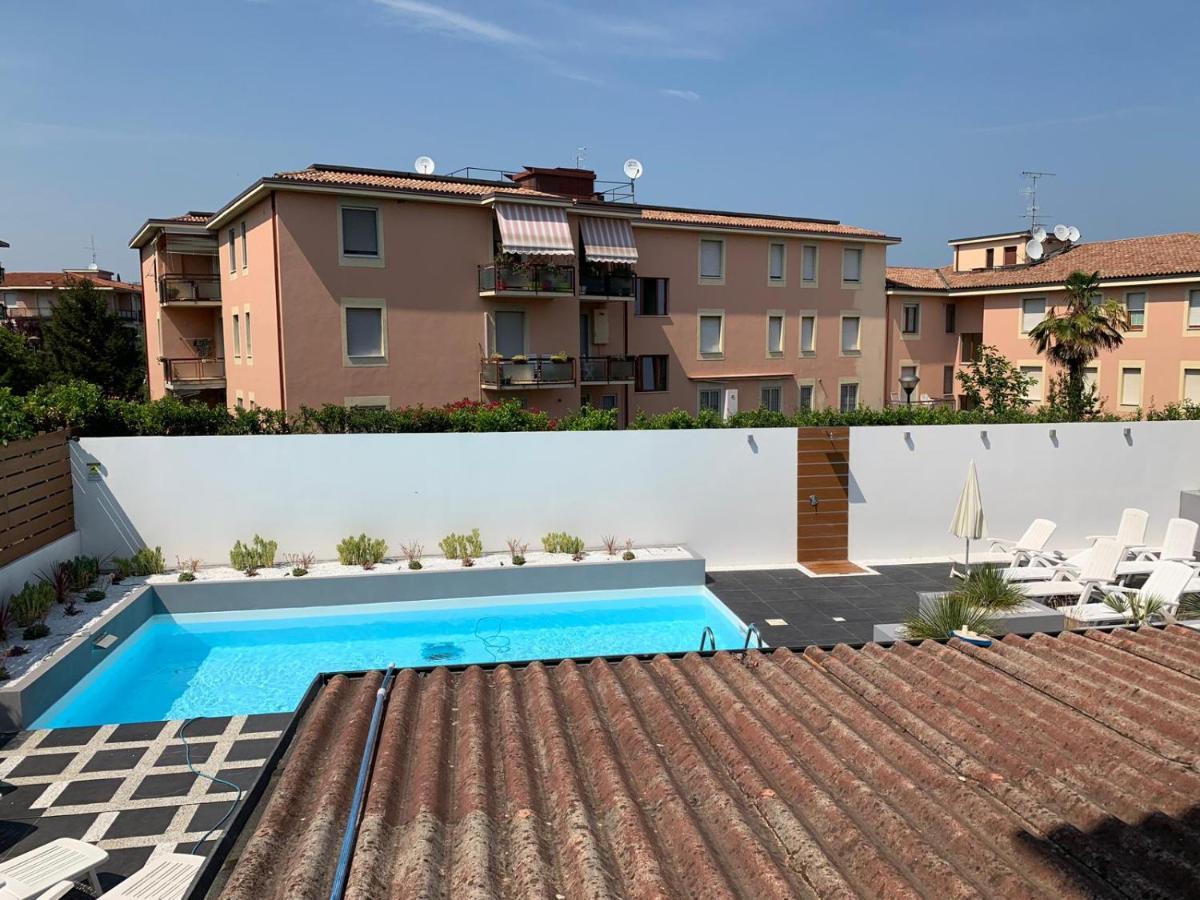 H3O Lago Di Garda Desenzano del Garda Ngoại thất bức ảnh