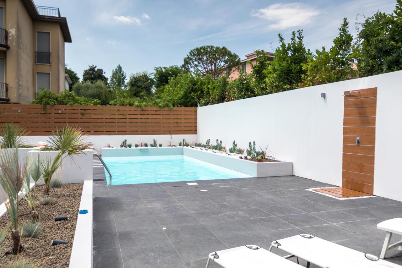 H3O Lago Di Garda Desenzano del Garda Ngoại thất bức ảnh